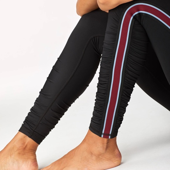 Michi Legging - Picture 3 of 4